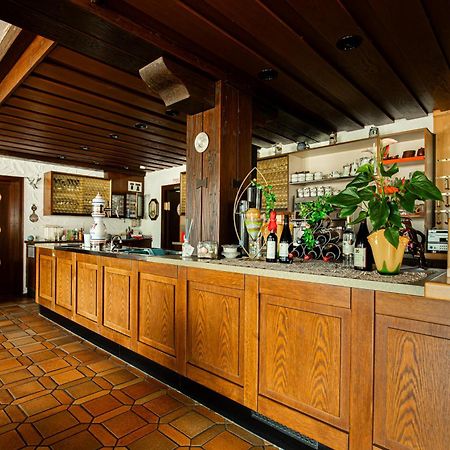 Auerhahn Bed And Breakfast - Black Forest - Waldhotel Eisenbach  Exteriör bild